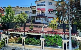 Vila Guza